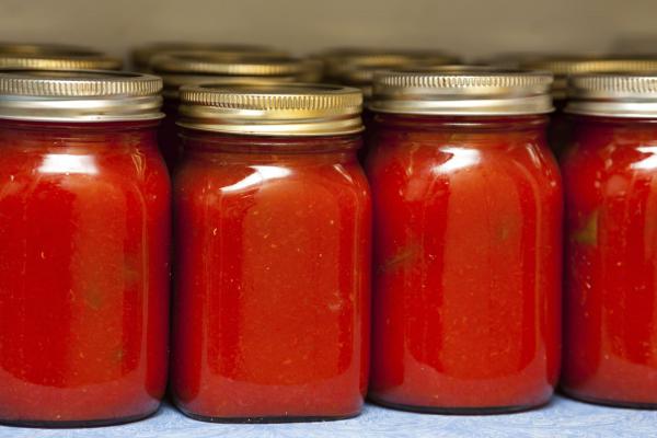 What Do Nutritionists Think About Red Pack Tomato Paste Consumption?