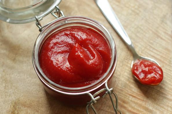 Tomato Paste in Mini Size Producers  