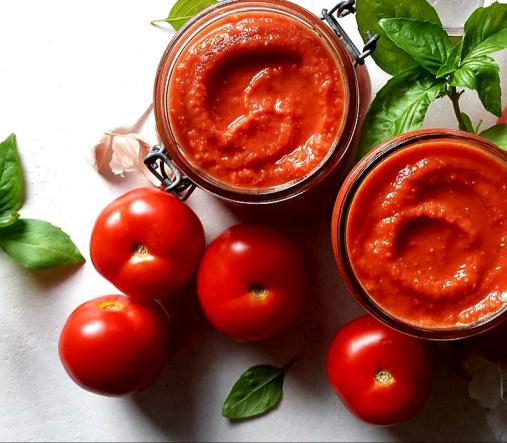 Different Uses of Red Tomato Paste